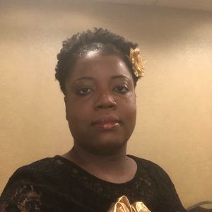 Meet your Posher, Carline